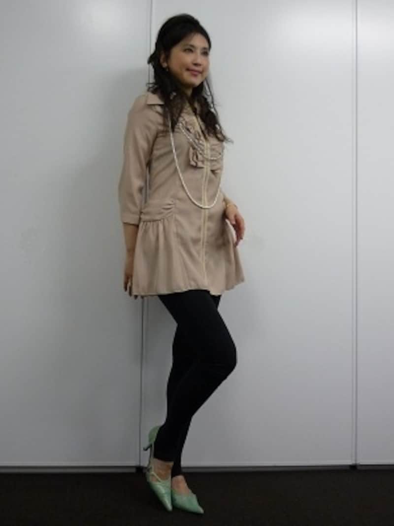 骨盤を意識してモデルウォーク!