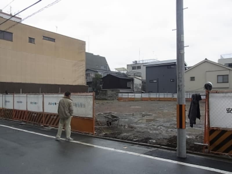 新築マンション、室町通