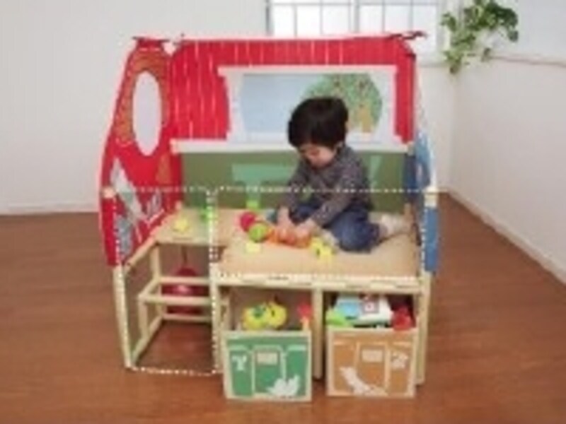 自分専用のスペースで遊んだりおやつを食べたりお昼寝したり！