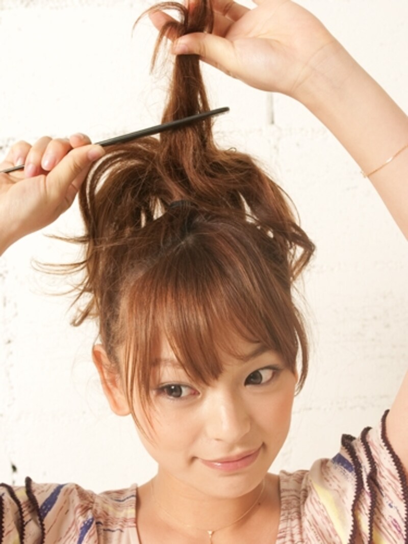 毛束を細かく分けるとボリュームがでる