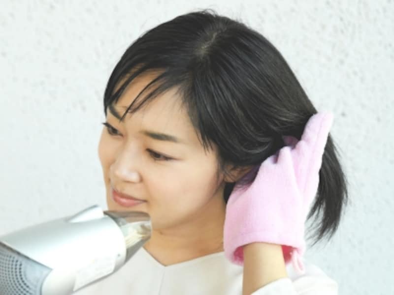 髪の毛をドライヤーで早く乾かす方法 時短 節電で一石二鳥 時短美容 All About