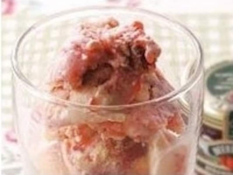 好きな材料でいろいろなバリエーションのアイスクリームが楽しめます