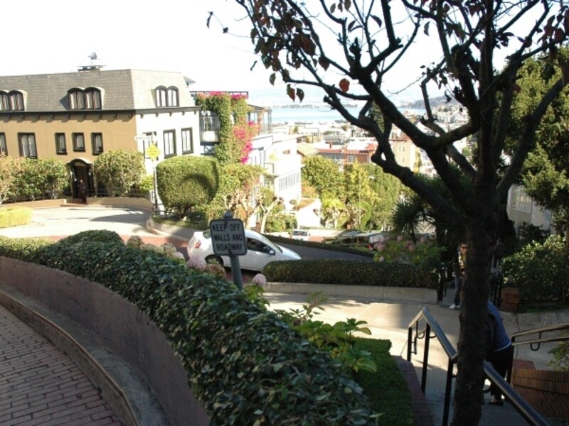 徒歩での上りは結構ハード