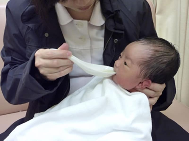 レンゲでの授乳