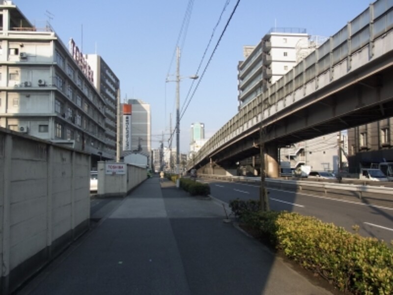 人少ない＠阪急中津駅界隈