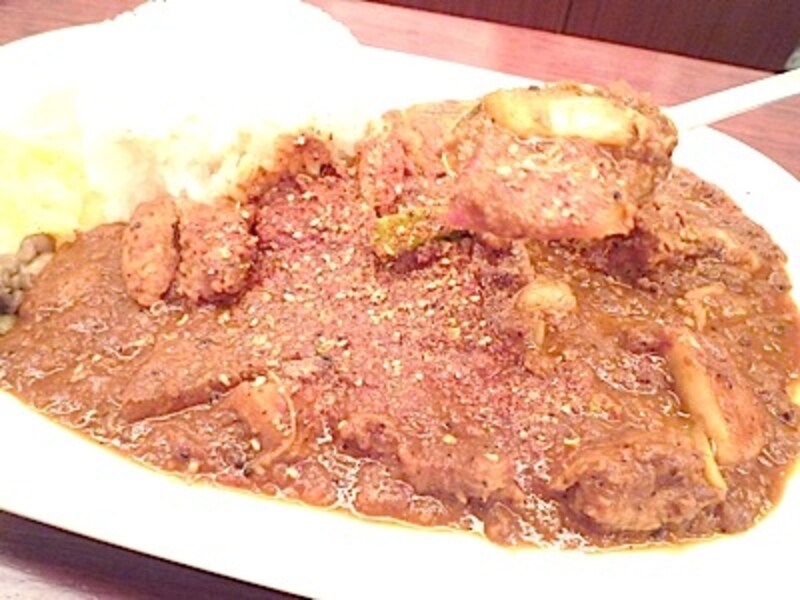 担々カレー（800円）