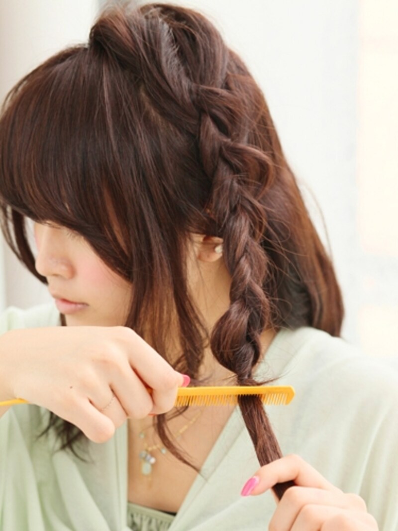 逆毛を立ててまとまりやすくする