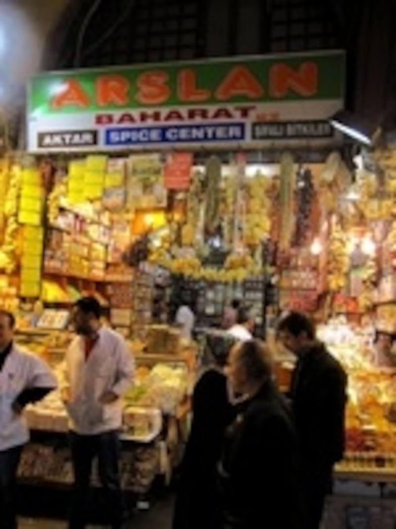 アルスラン・バハラット