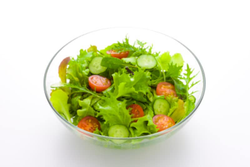 毎日サラダだけのダイエット生活をしていませんか