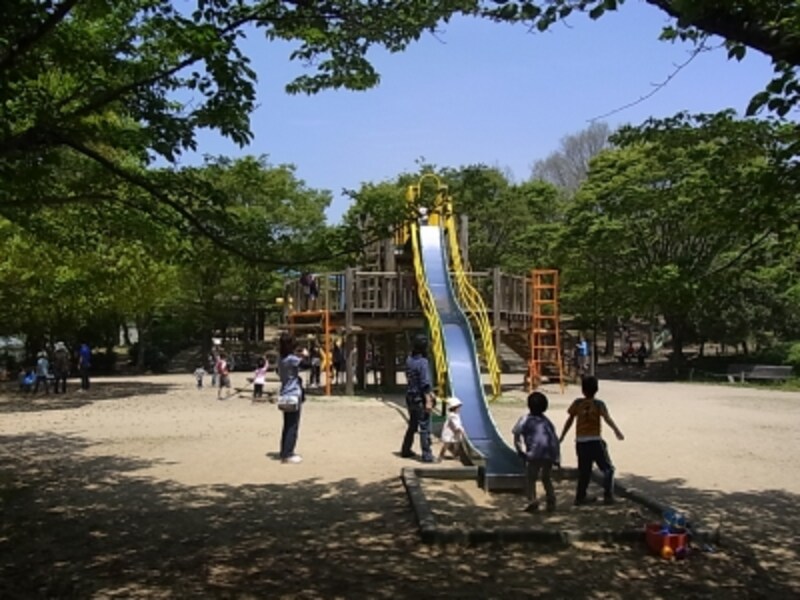 明石公園内遊具