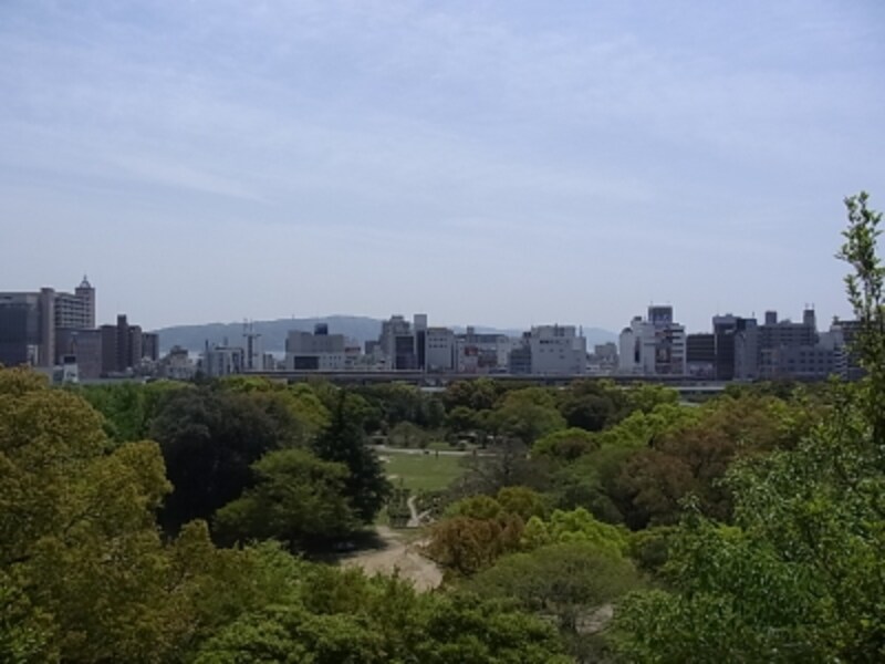 明石公園の中からの眺望