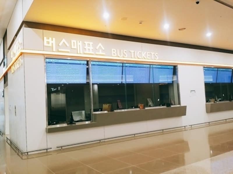 チケット売り場も屋内にあります