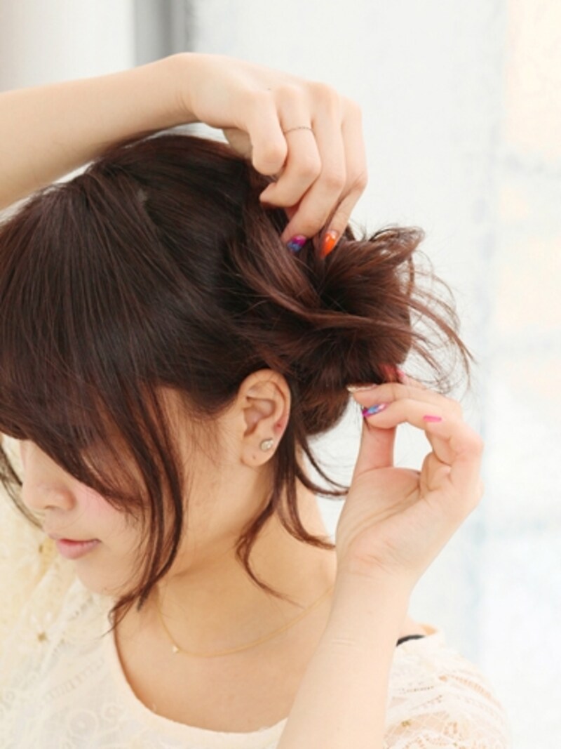 指で逆毛を立てると上手くまとまる