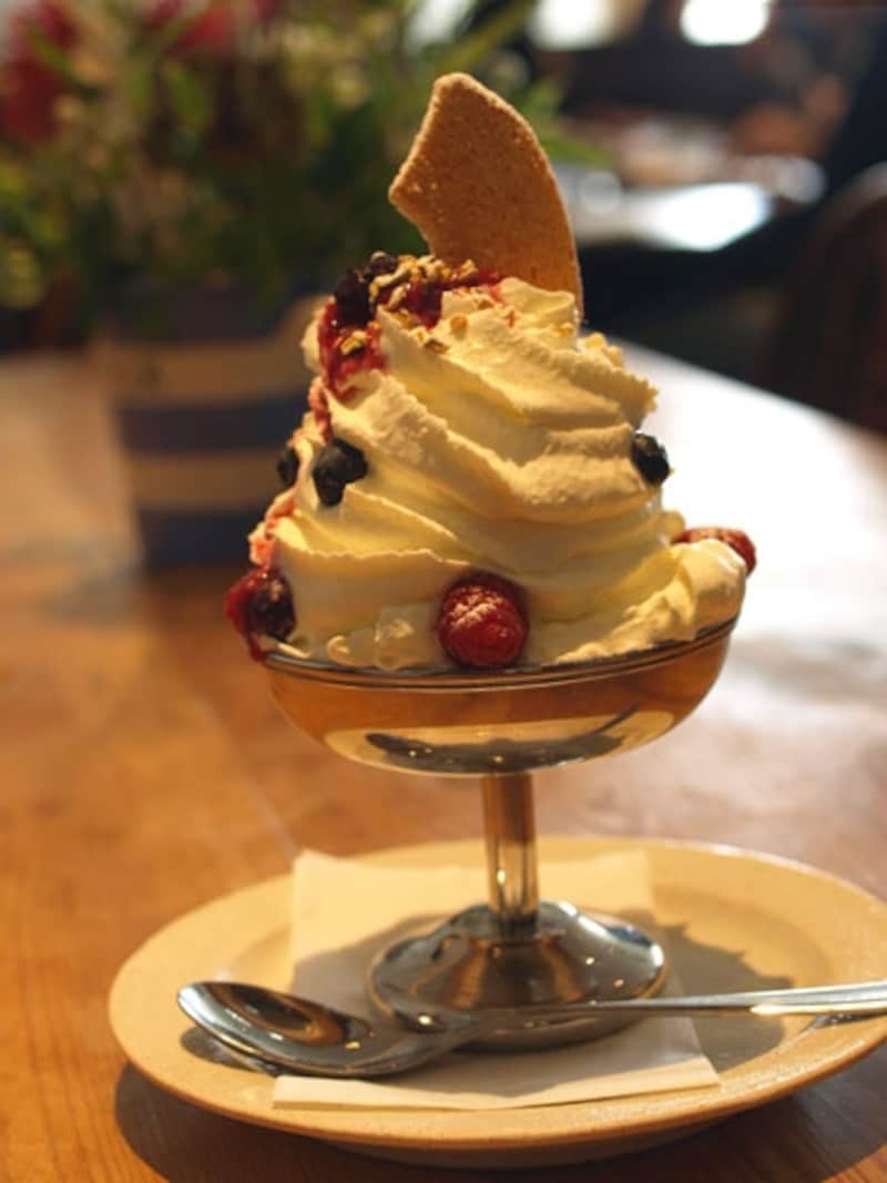 バウム メルバ クーヘン　　880円（Tea Set　1300円）