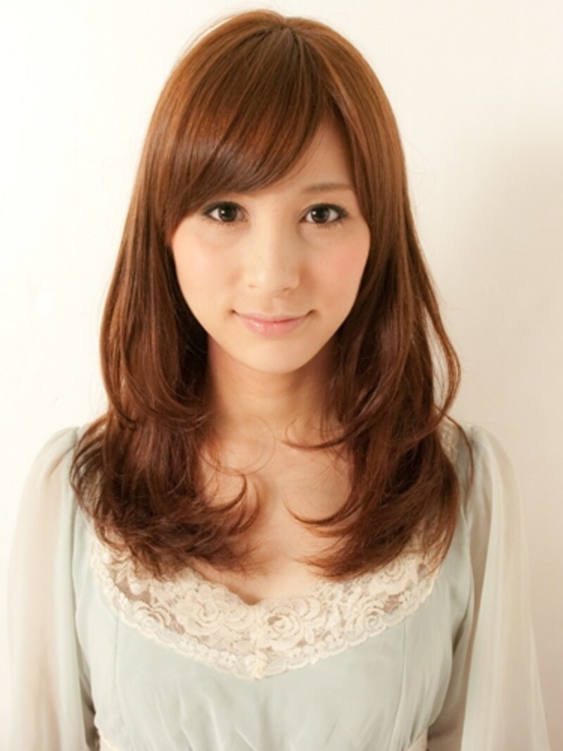 セミロングスタイル