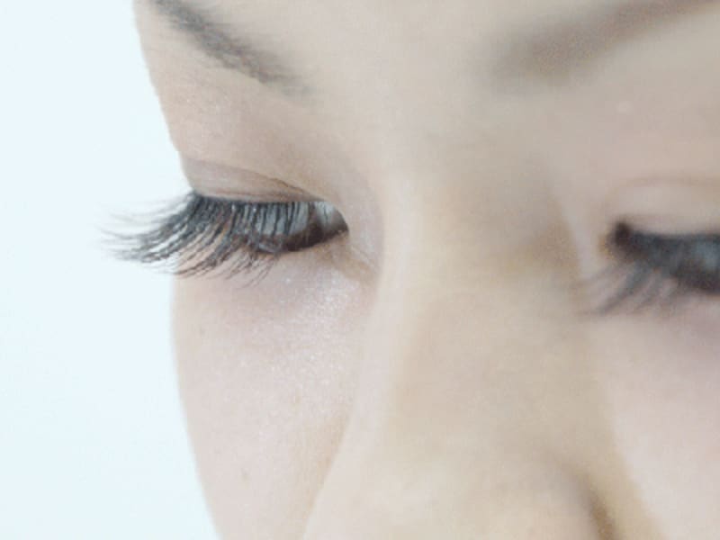 うつむいた時のイメージ