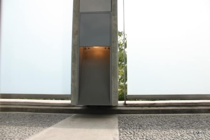 バルコニーの間接照明