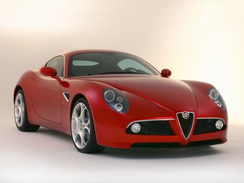 アルファロメオ8Cコンペティチオーネ