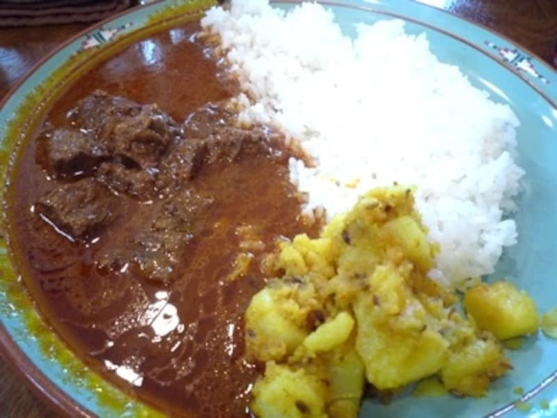 ビーフカレー（890円）