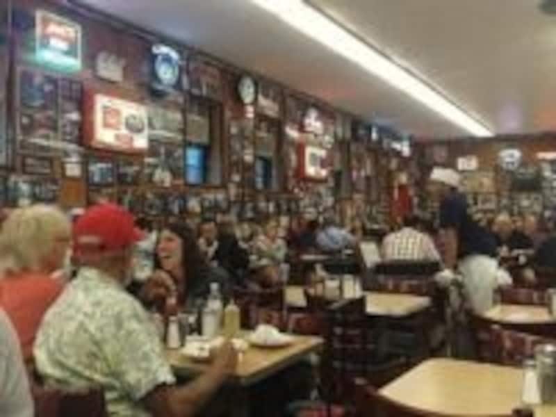 店内には撮影時の写真もあり！