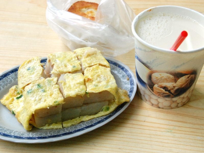 台北の西門町で朝ごはん