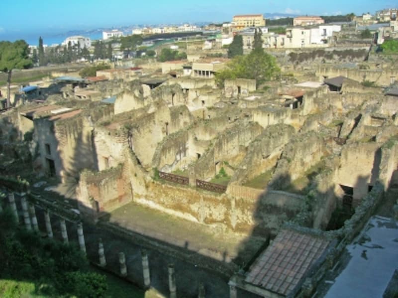 ポンペイ：火山で滅びた幻のローマ都市遺跡／イタリア [世界 ...