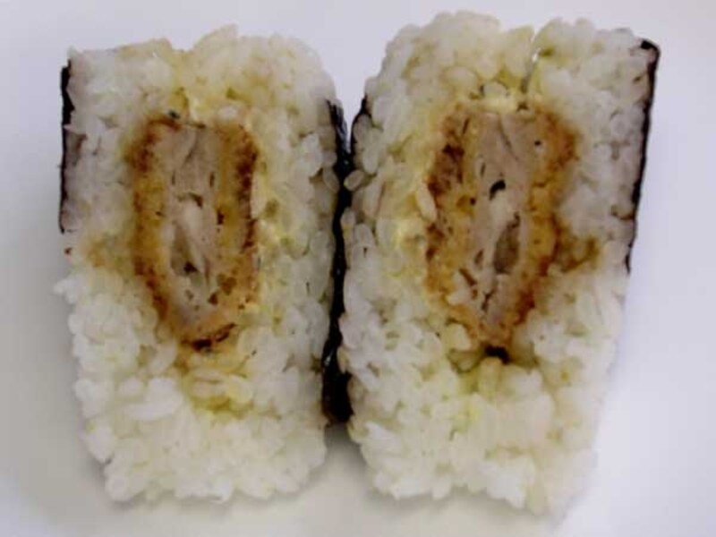 ファミリーマートundefined愛情むすびundefinedタルタル黒豚メンチかつundefined中身