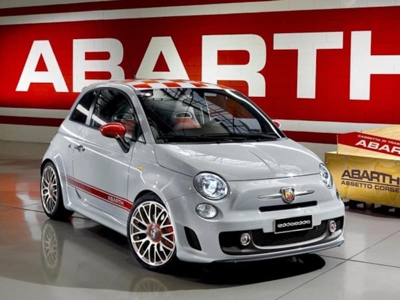 アバルト500