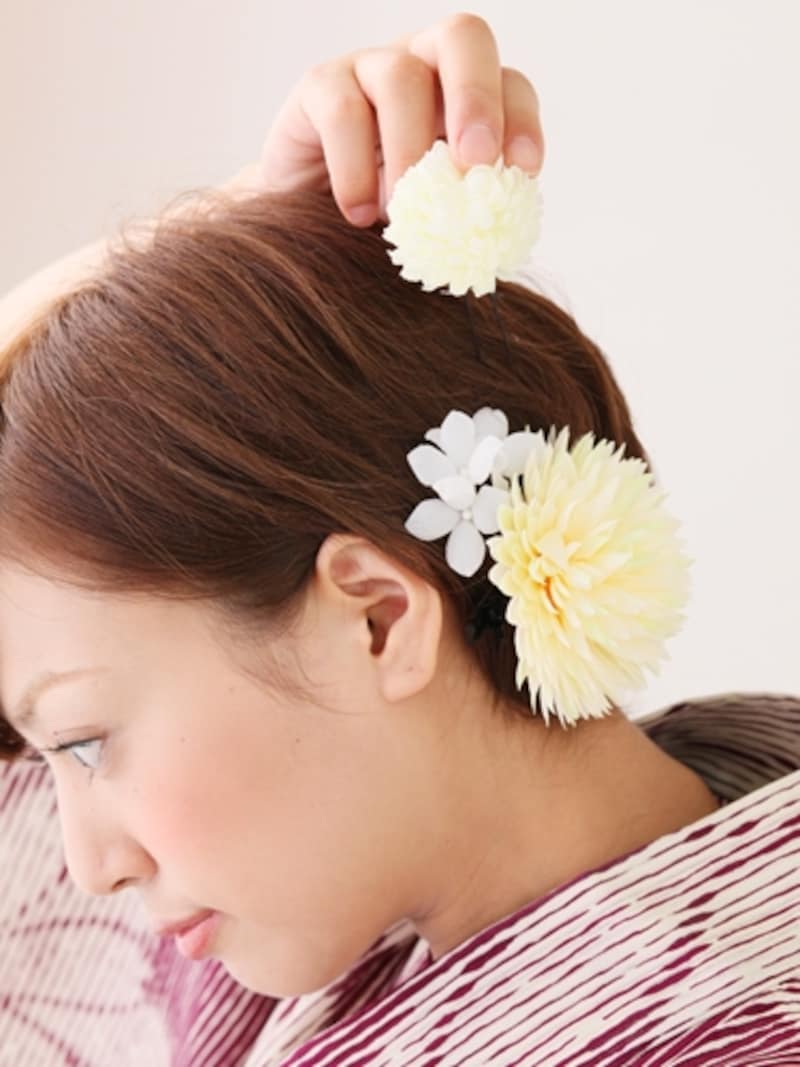 正面から見えるように前寄りに飾って