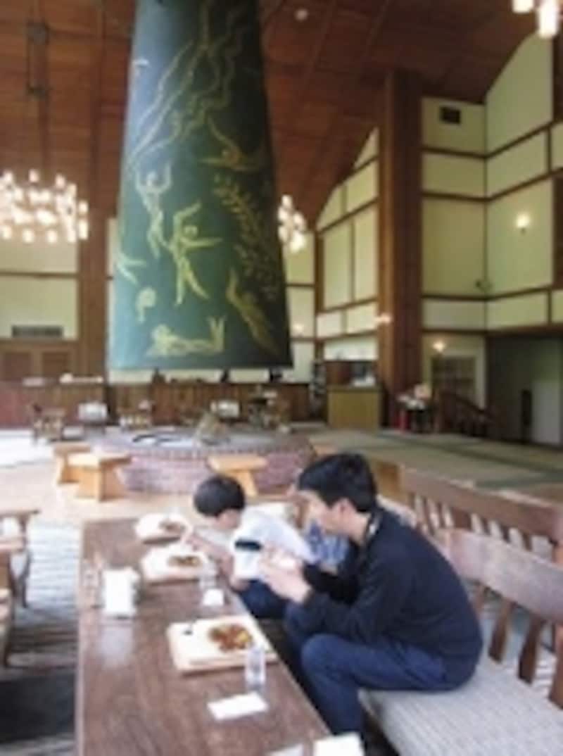 星野リゾート奥入瀬渓流ホテル）