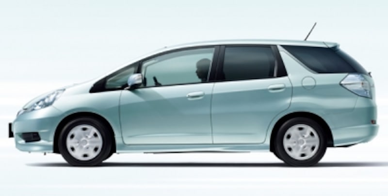 フィットシャトルハイブリッド 40万円差 の魅力 ハイブリッドカー All About