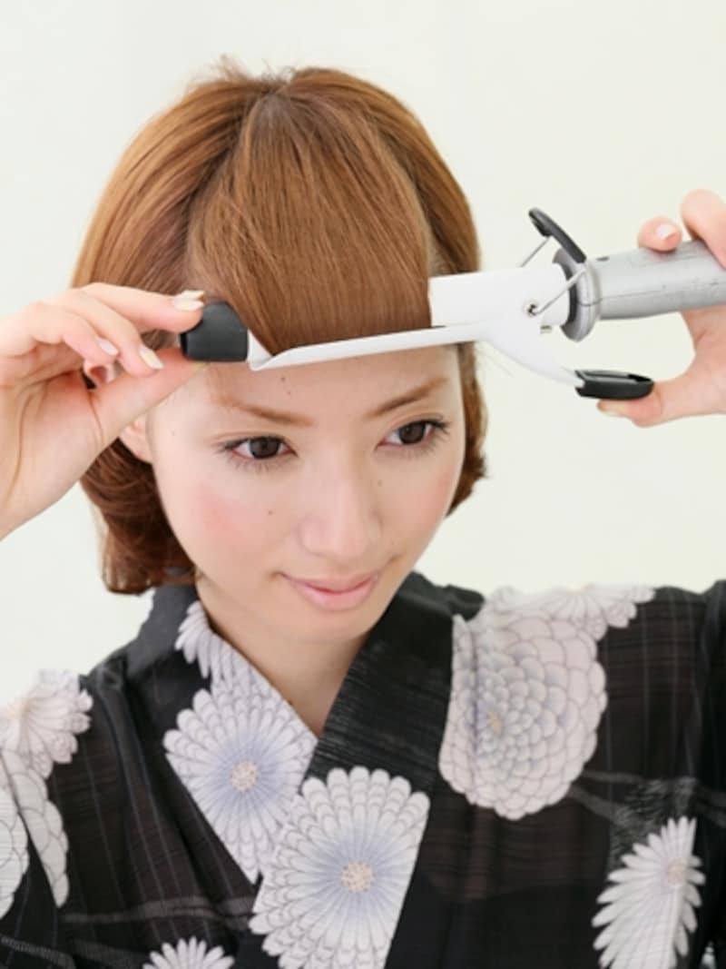 毛先のみくるっとさせる