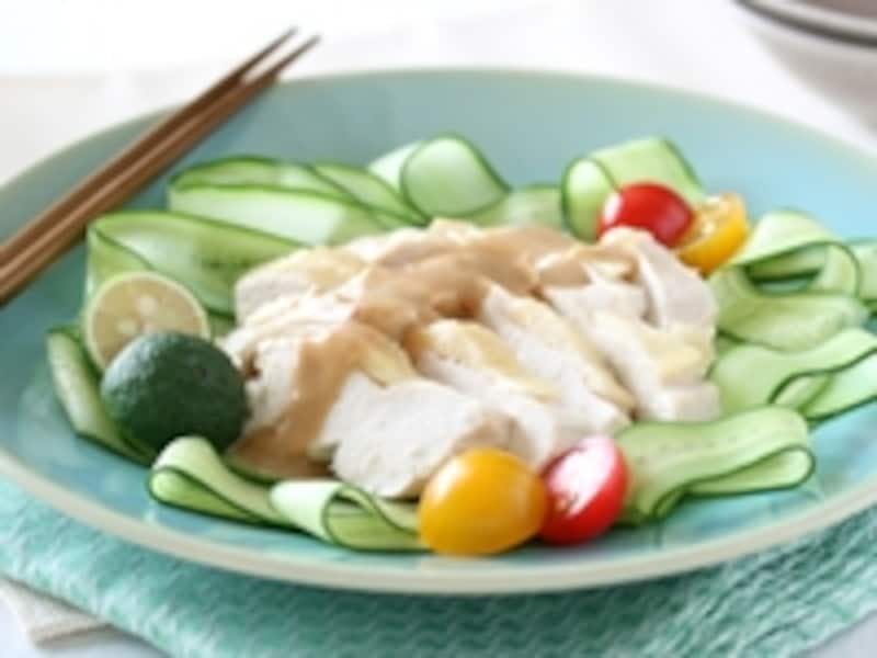 簡単レンジ蒸し鶏undefinedバンバンジーソース