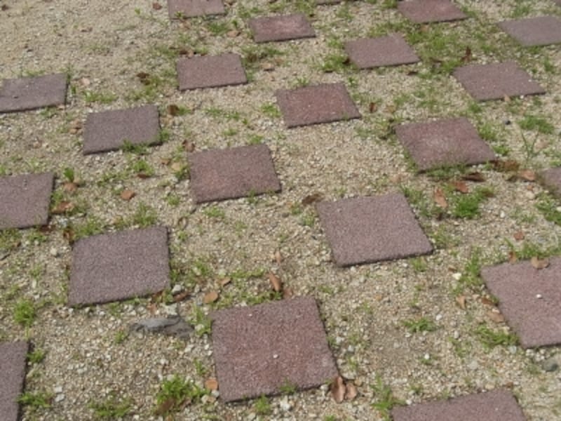 八幡瓦を利用＠小舟木エコ村