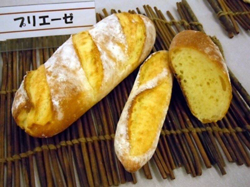 プリエーゼ(プーリア風のパン）