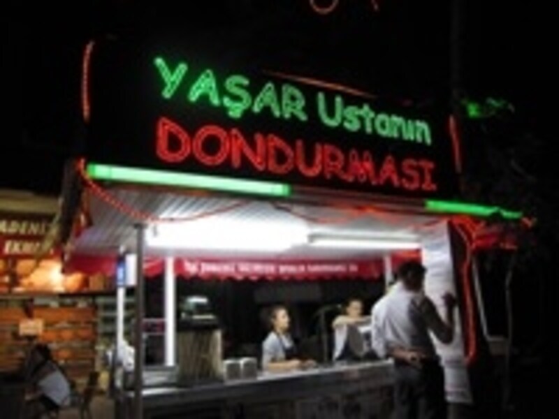 ヤシャル・ウスタ