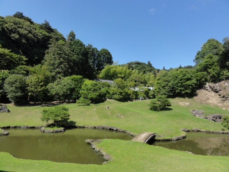 美しい建長寺の庭園