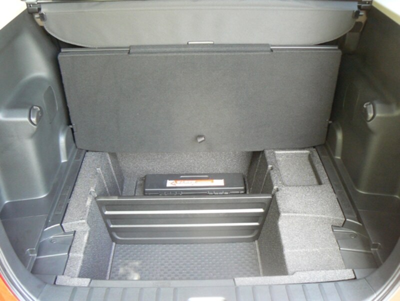 フィットシャトル