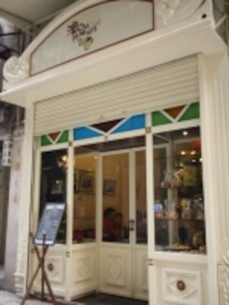 カフェオウムン外観