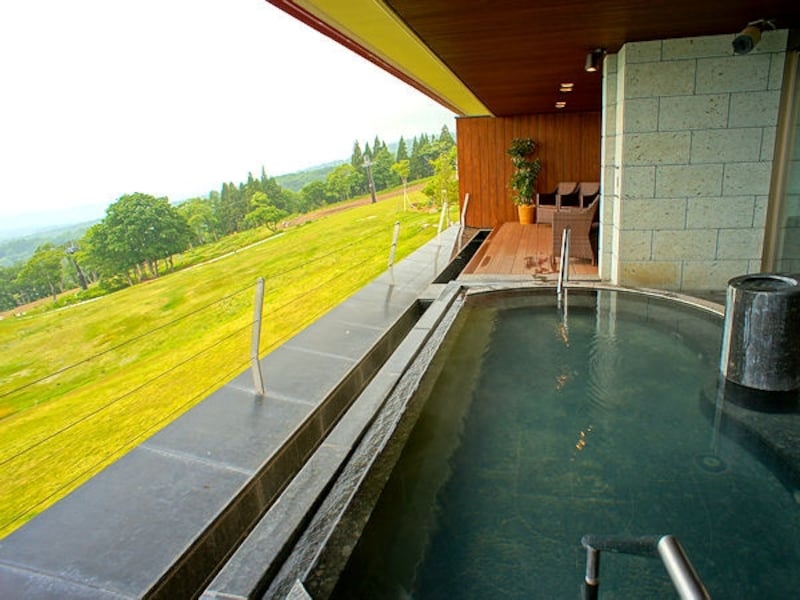 新赤倉温泉赤倉観光ホテル露天風呂