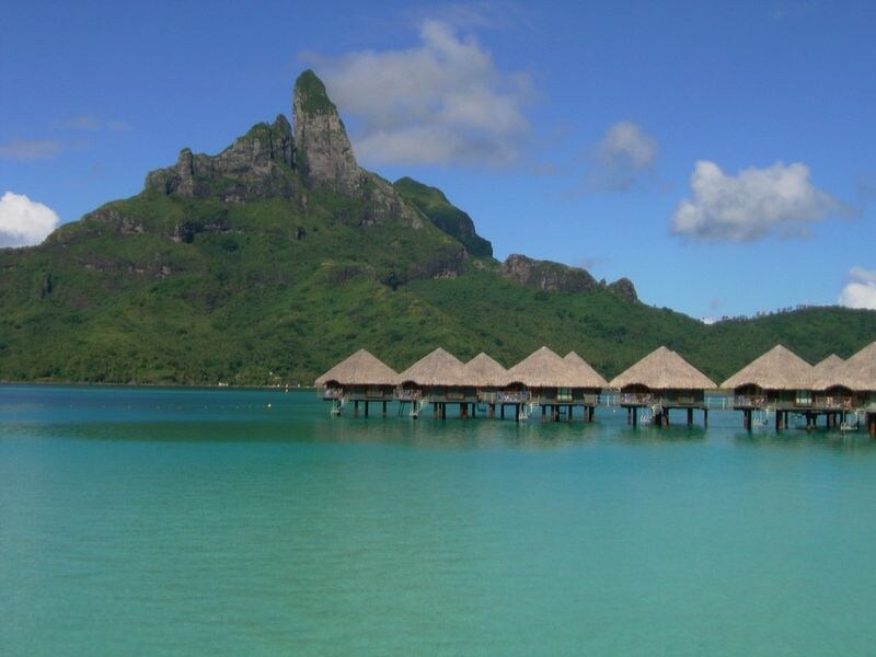 ボラボラ島のホテル