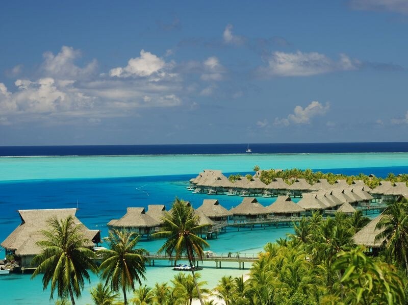 ボラボラ島のホテル