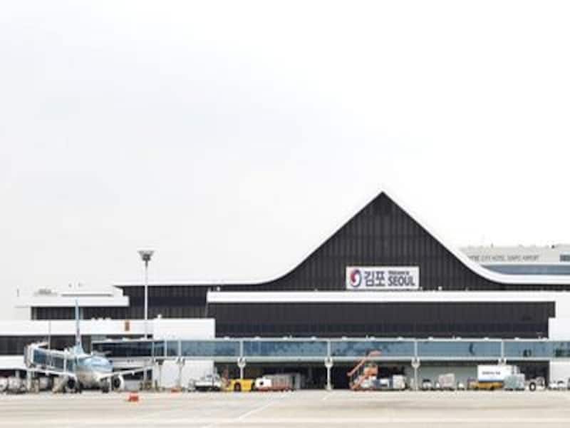 ソウル市内にある金浦国際空港。大きすぎず利用しやすい空港です