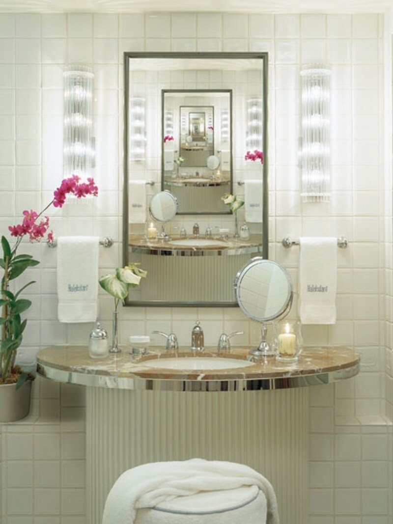 1日の疲れを癒す贅沢なバスルーム