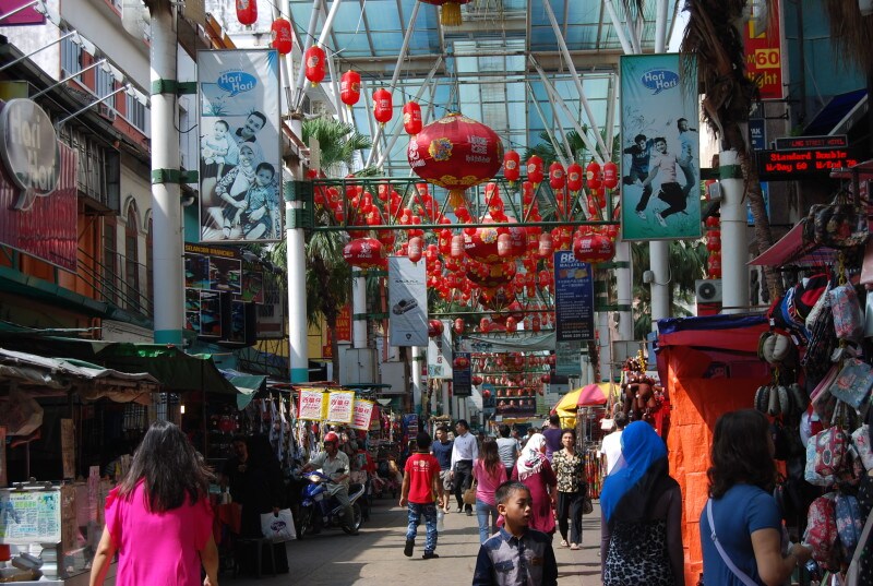 人混みではスリに特に要注意