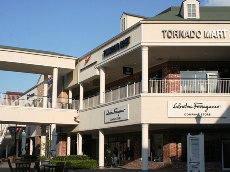 2階りんくうプレミアムアウトレット