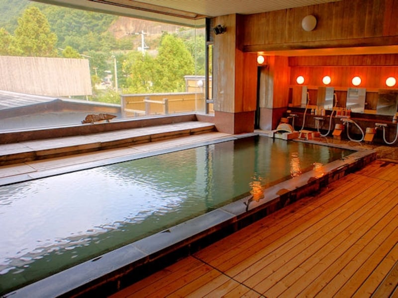 笹屋ホテル大浴場「木の湯」