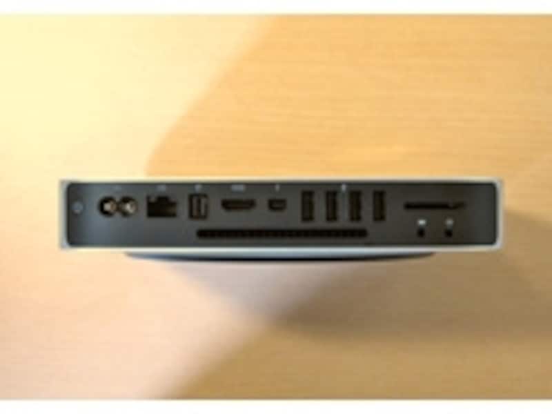 多彩なポートを搭載し、他のMacと比べてもいろいろな用途で使えるのがMac miniの魅力だ