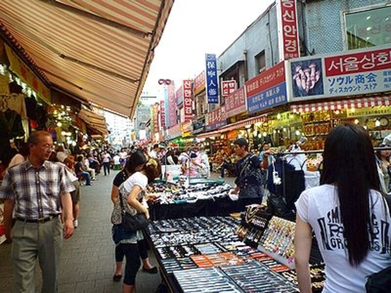 明洞、南大門市場は、ソウル旅行の定番スポット。ソウルらしい活気あふれています！