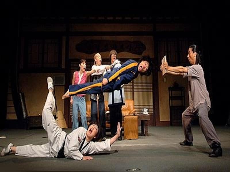 ガイドも大好きなジャンプ。何回見ても面白いですよ！ 曜日ごとに出演俳優も変わります